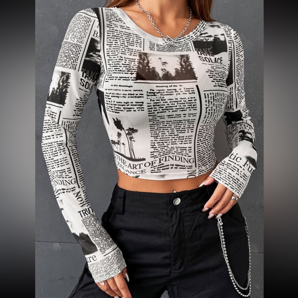 SHEIN - Newspaper Long Sleeve Crop Top